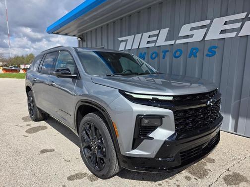 Sterling Gray Metallic 2026 Chevrolet Traverse RS