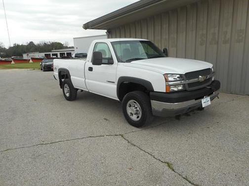 2004 Chevrolet Silverado 2500 Work Truck