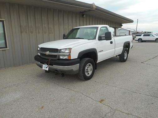 2004 Chevrolet Silverado 2500 Work Truck