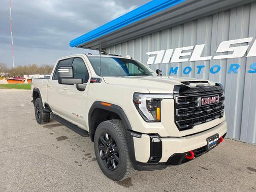 Coastal Dune 2026 GMC Sierra 2500 AT4