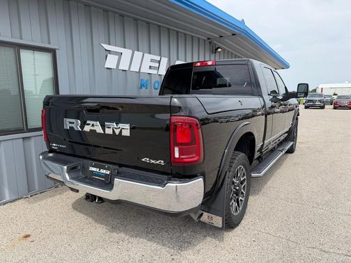 Diamond Black Crystal Pearlcoat 2025 RAM 2500 Limited Mega Cab 4x4 6'4' Box