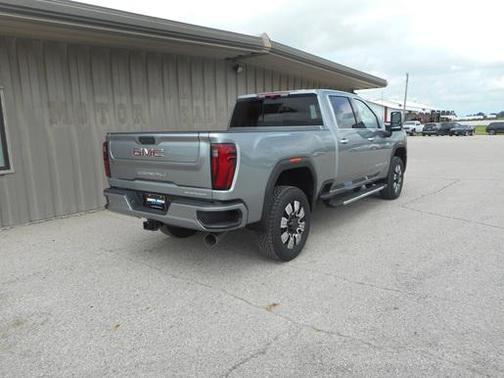 2025 GMC Sierra 2500 Denali