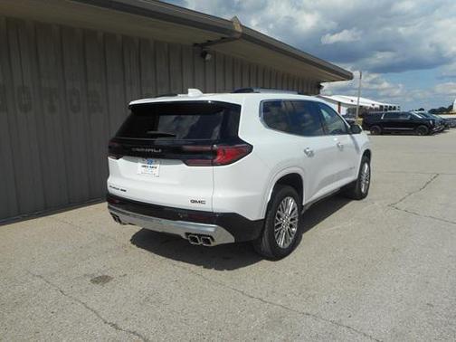 2025 GMC Acadia Denali