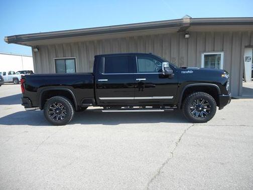 2025 Chevrolet Silverado 2500 High Country