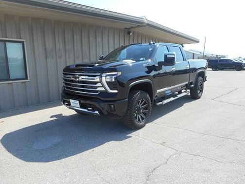 2025 Chevrolet Silverado 2500 High Country