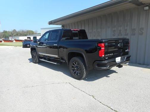 2025 Chevrolet Silverado 2500 High Country
