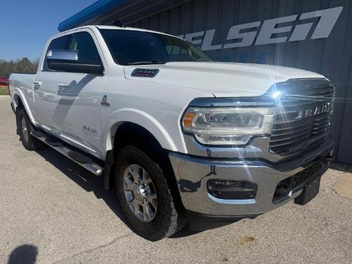 Bright White Clearcoat 2020 RAM 2500 Laramie Crew Cab 4x4 6'4' Box