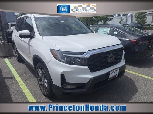 Platinum White Pearl 2023 Honda Passport