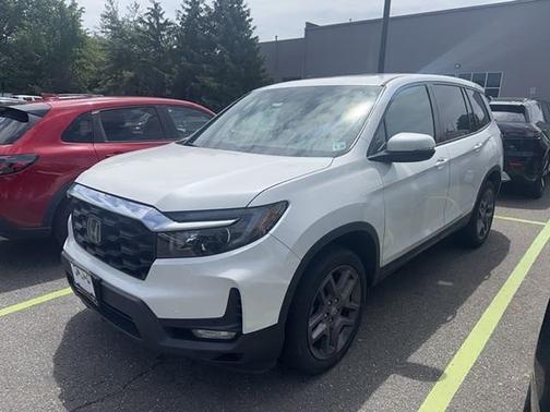 Platinum White Pearl 2023 Honda Passport