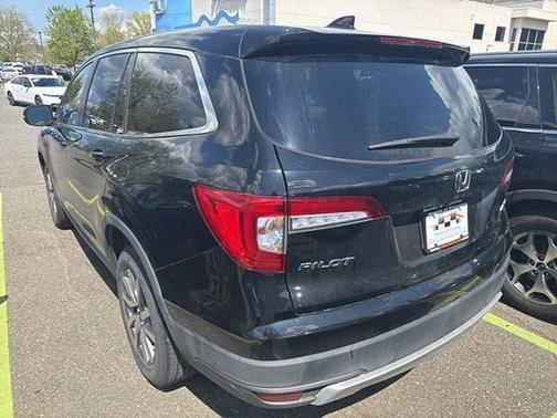 Crystal Black Pearl 2020 Honda Pilot