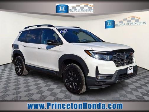 Platinum White Pearl 2023 Honda Passport