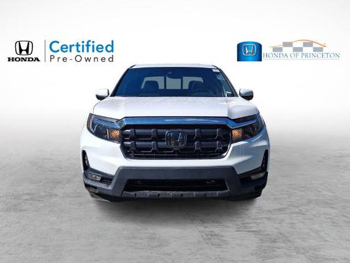 Platinum White Pearl 2025 Honda Ridgeline