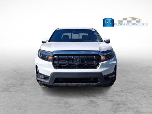 Platinum White Pearl 2025 Honda Ridgeline