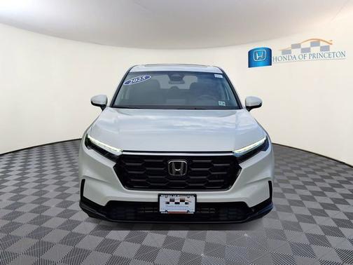Platinum White Pearl 2025 Honda CR-V