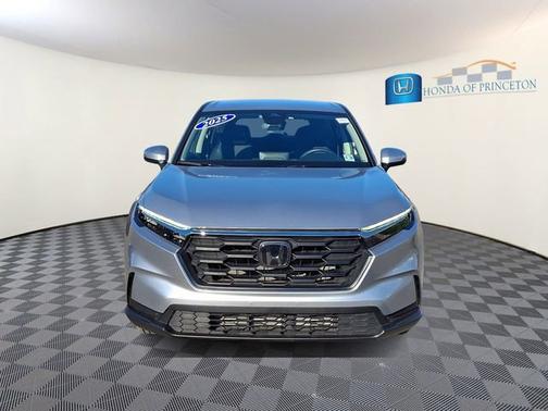 Solar Silver Metallic 2025 Honda CR-V