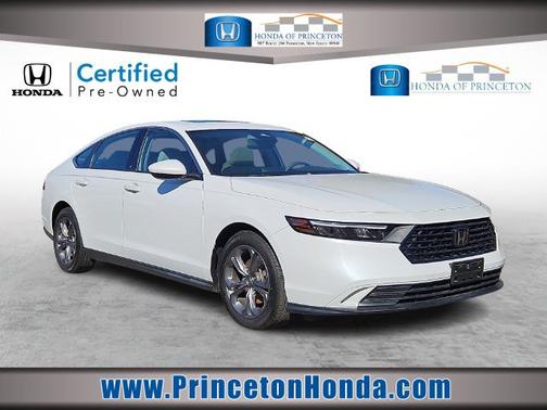 Platinum White Pearl 2024 Honda Accord