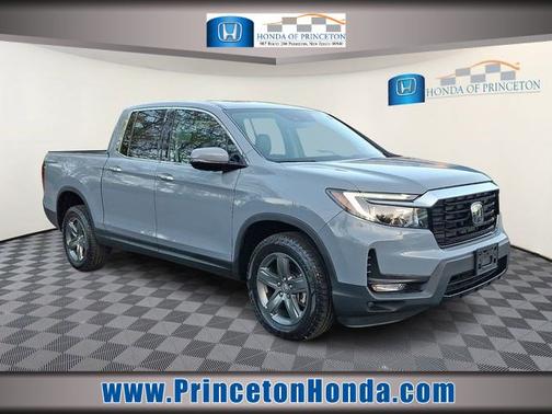 Sonic Gray Pearl 2023 Honda Ridgeline