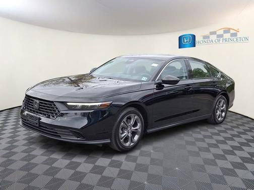 Crystal Black Pearl 2024 Honda Accord
