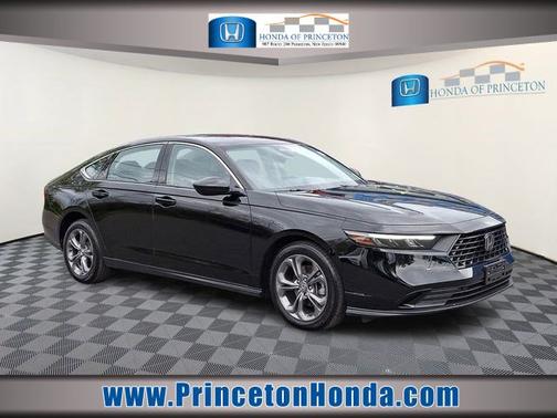Crystal Black Pearl 2024 Honda Accord