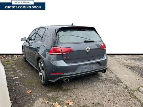 2019 Volkswagen Golf GTI 2.0T Autobahn