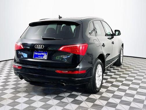 2011 Audi Q5 2.0T Premium