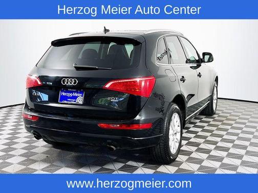 2011 Audi Q5 2.0T Premium