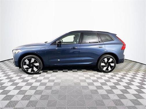 2025 Volvo XC60 Plug-In Hybrid T8 Plus