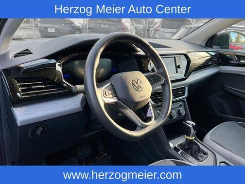 2022 Volkswagen Taos 1.5T S