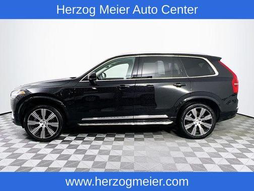 2025 Volvo XC90 Plug-In Hybrid T8 Plus 6-Seater