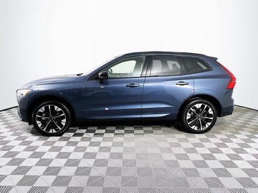 Denim Blue Metallic 2026 Volvo XC60 B5 Plus