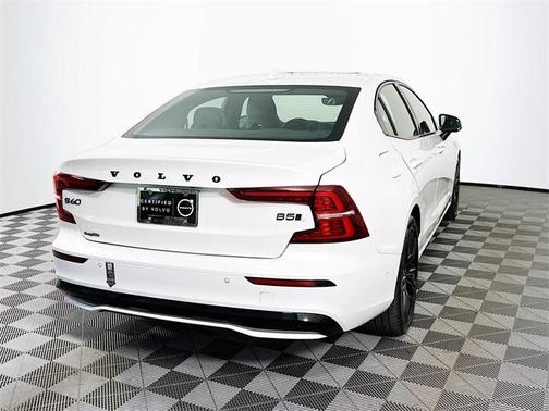 2023 Volvo S60 B5 Ultimate Black Edition