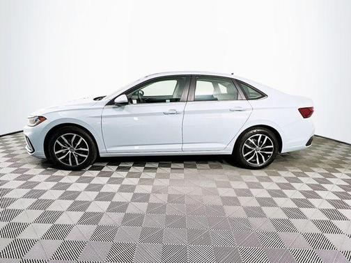 Monument Gray 2026 Volkswagen Jetta 1.5T SE
