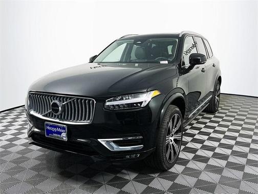 2025 Volvo XC90 B6 Ultra