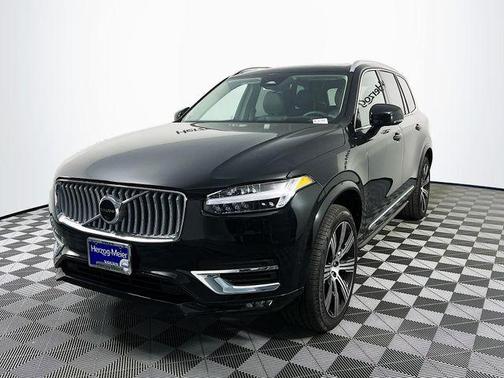 2025 Volvo XC90 B6 Ultra