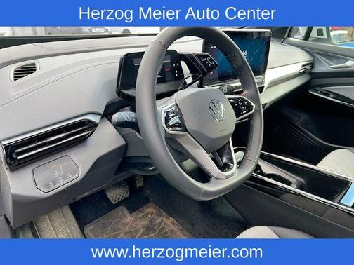 2023 Volkswagen ID.4 Pro