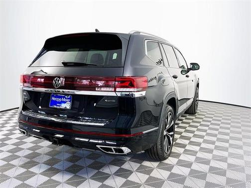 2025 Volkswagen Atlas 2.0T SEL Premium R-Line