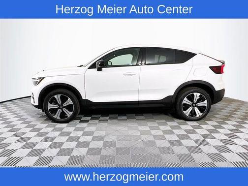 2023 Volvo C40 Recharge Pure Electric Twin Plus