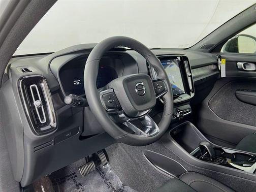 2023 Volvo C40 Recharge Pure Electric Twin Plus