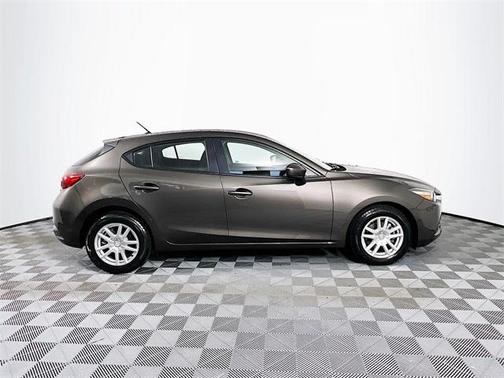2017 Mazda Mazda3 Sport