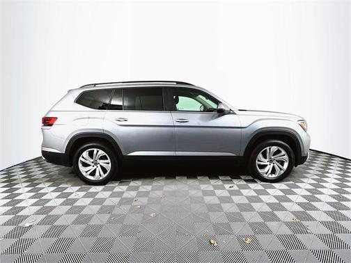 2023 Volkswagen Atlas 3.6L SE w/Technology