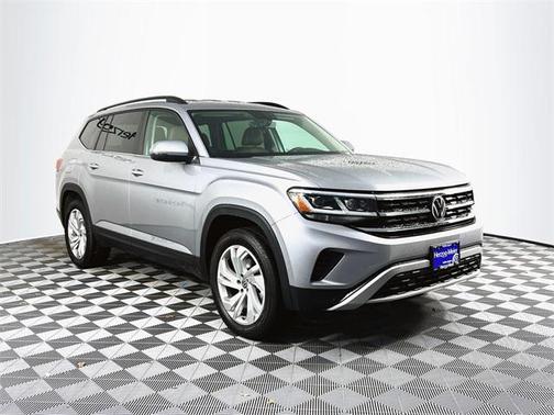 2023 Volkswagen Atlas 3.6L SE w/Technology