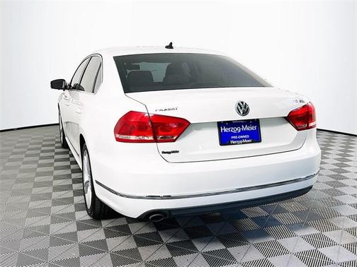 2013 Volkswagen Passat 2.0 TDI SEL Premium