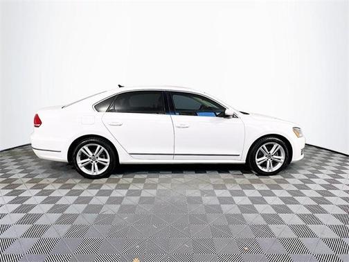 2013 Volkswagen Passat 2.0 TDI SEL Premium