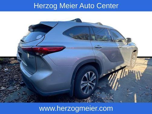 2020 Toyota Highlander Hybrid XLE