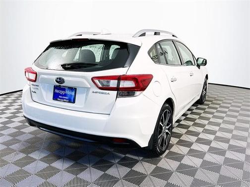 2017 Subaru Impreza 2.0i Limited