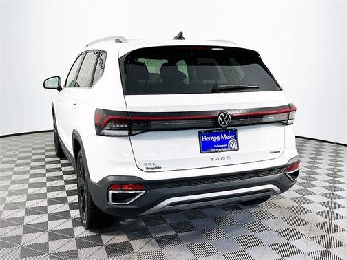 2025 Volkswagen Taos 1.5T SEL