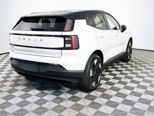Crystal White Metallic 2026 Volvo EX30 Twin Motor Ultra