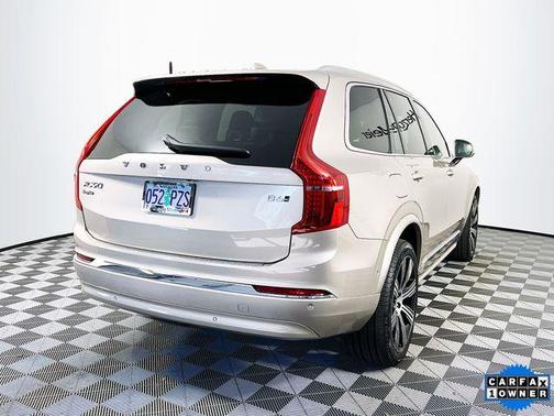 2025 Volvo XC90 B6 Ultra