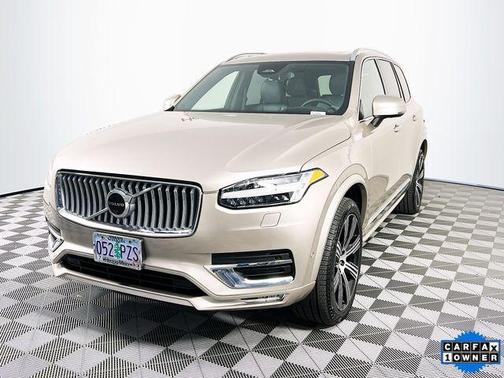 2025 Volvo XC90 B6 Ultra