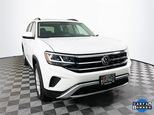 2022 Volkswagen Atlas 3.6L SE w/Technology